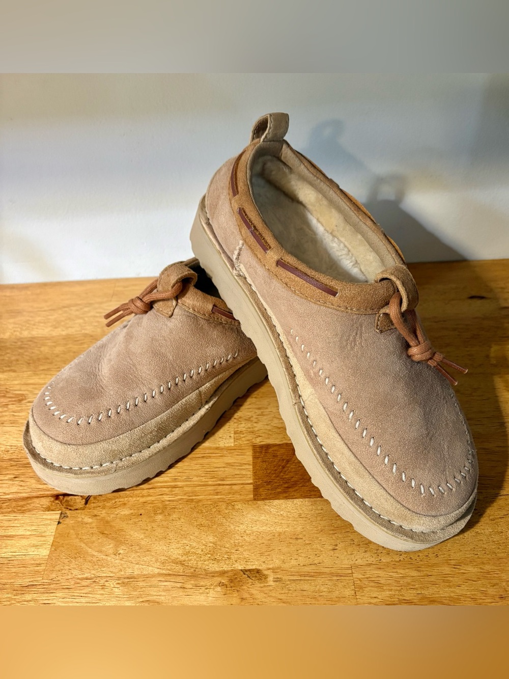 UGG TAN TASMAN CRAFTED REGENERATE SLIP ON SLIPPERS SIZE 8